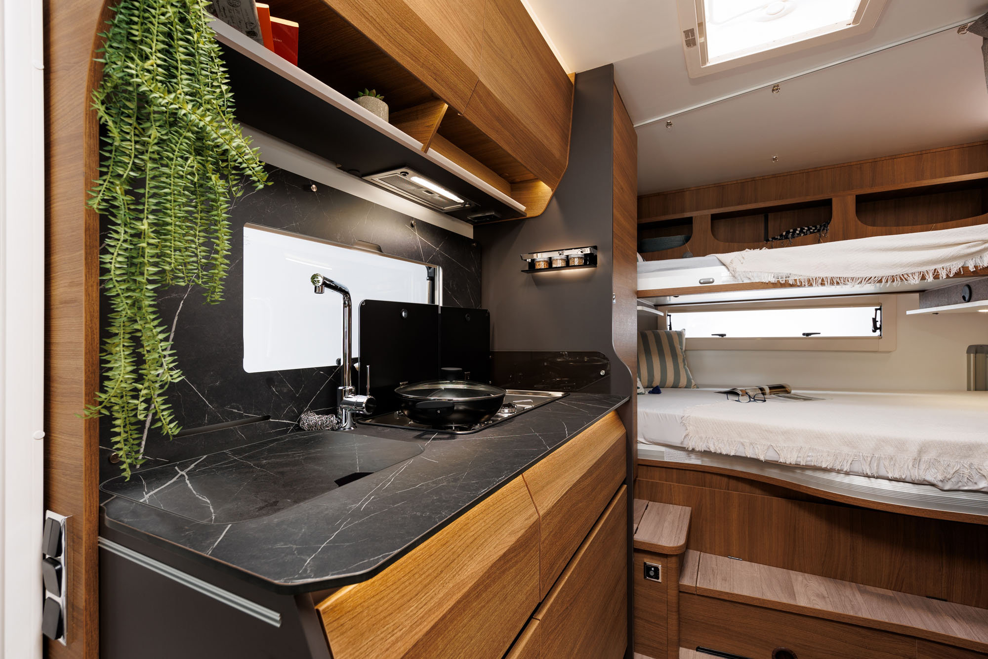 Benimar AMPHITRYON 940