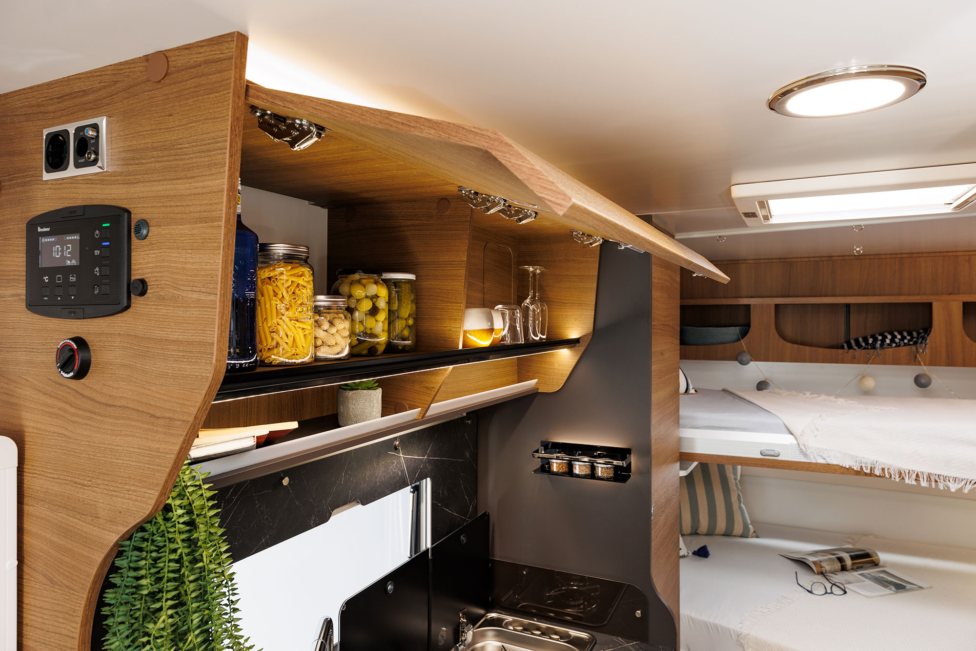 Benimar AMPHITRYON 940